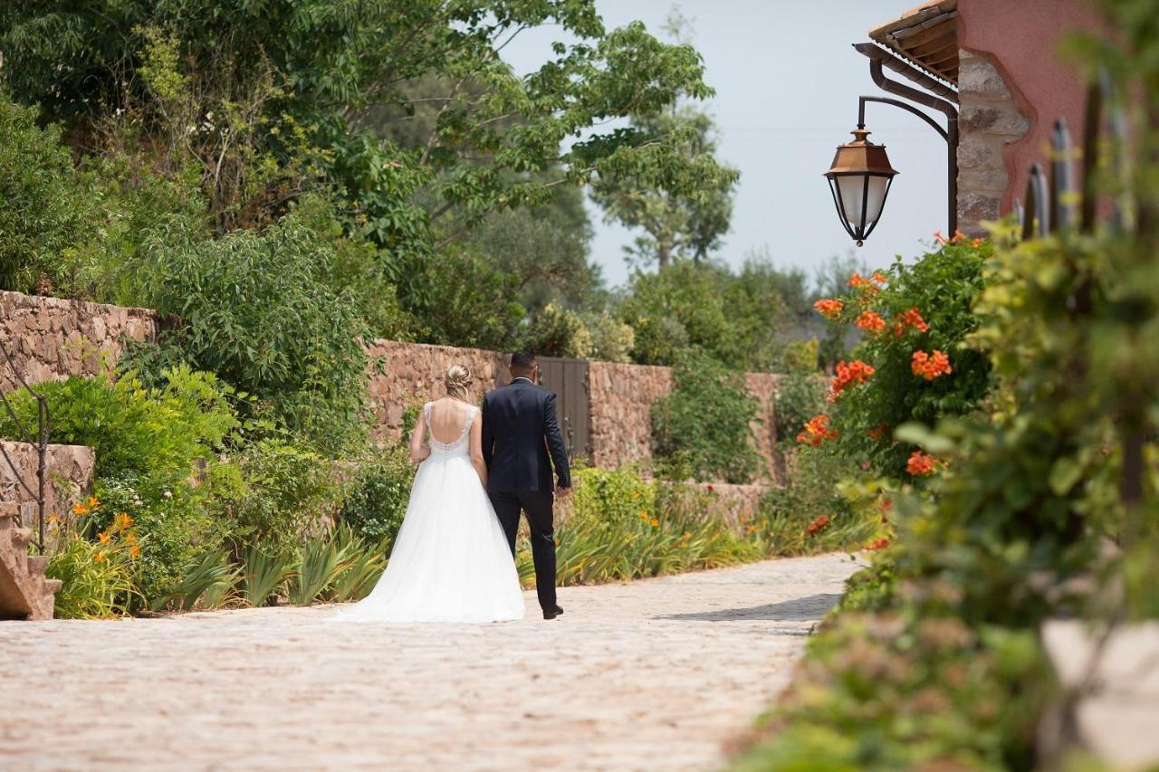 Chateau Saint Roux Le Luc-Le Cannet Des Maures Hotel Exterior photo